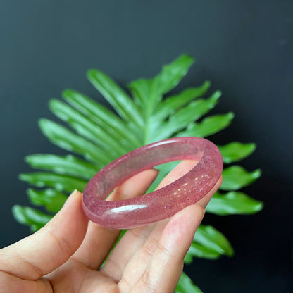 Natural Strawberry Quartz Bangle Leaf Style Size 56 mm