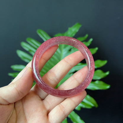 Natural Strawberry Quartz Bangle Leaf Style Size 56 mm