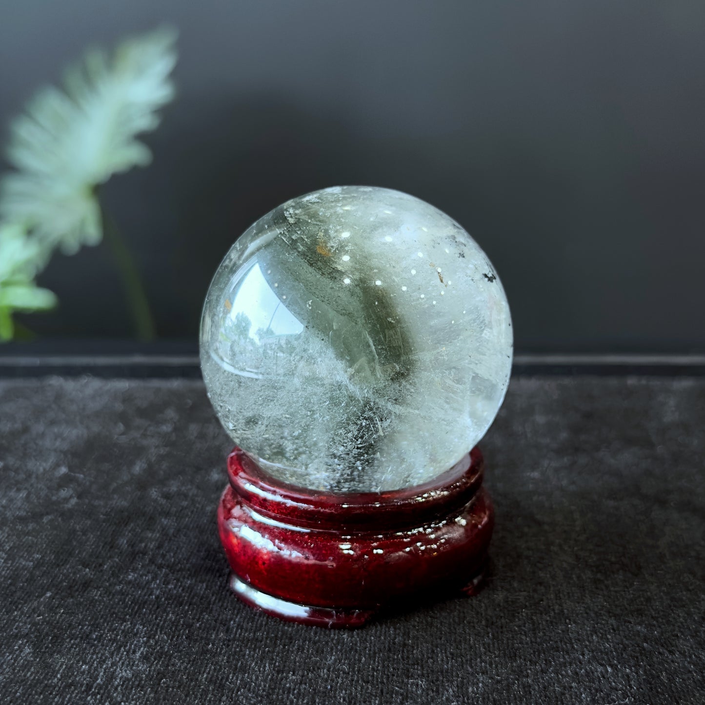 Sphère de quartz fantôme vert