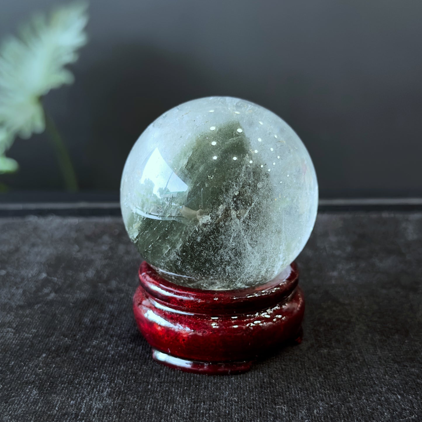 Sphère de quartz fantôme vert